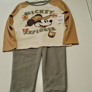 NWT Disney Mickey 2 Piece Set